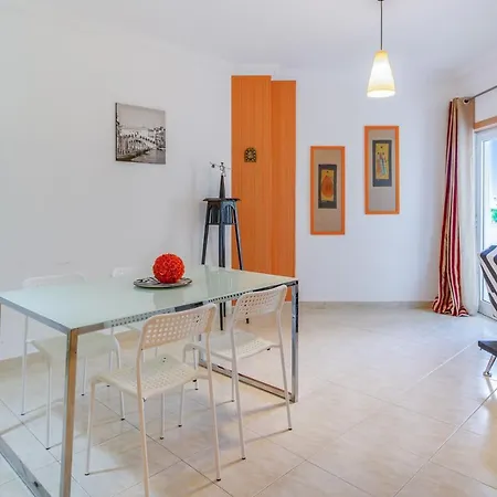 Spacious 2 Bdr Apartment W/ Patio By Lovelystay Armacao de Pera Exterior photo